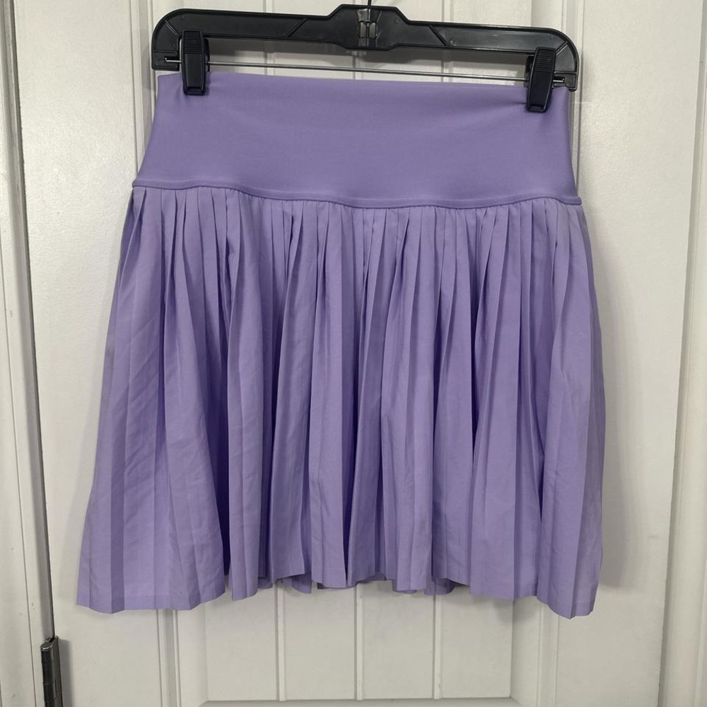 Alo Grand Slam Pleated Airlift Tennis Skirt Large Lavender. Large